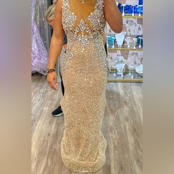 Portia and Scarlet Prom Dress worn once still in great condition